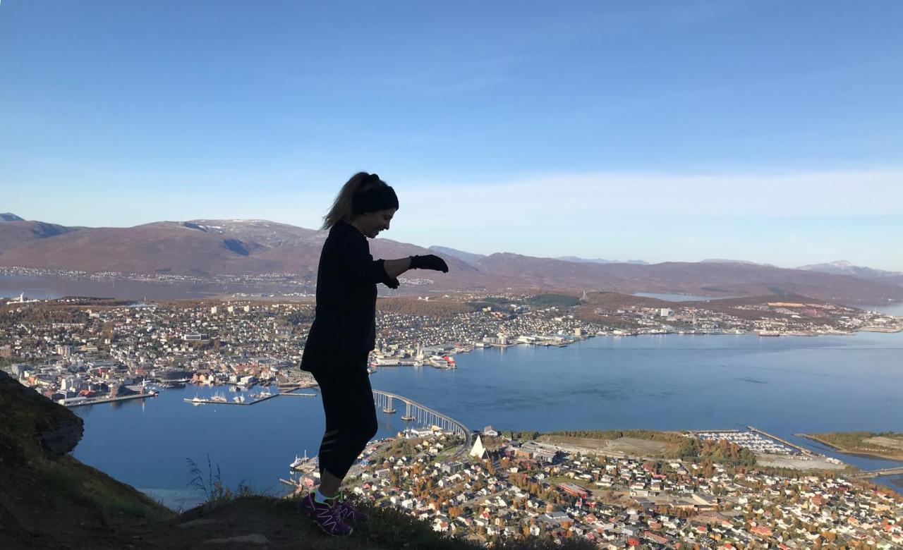 H Sweet H Apartment Tromsø Buitenkant foto