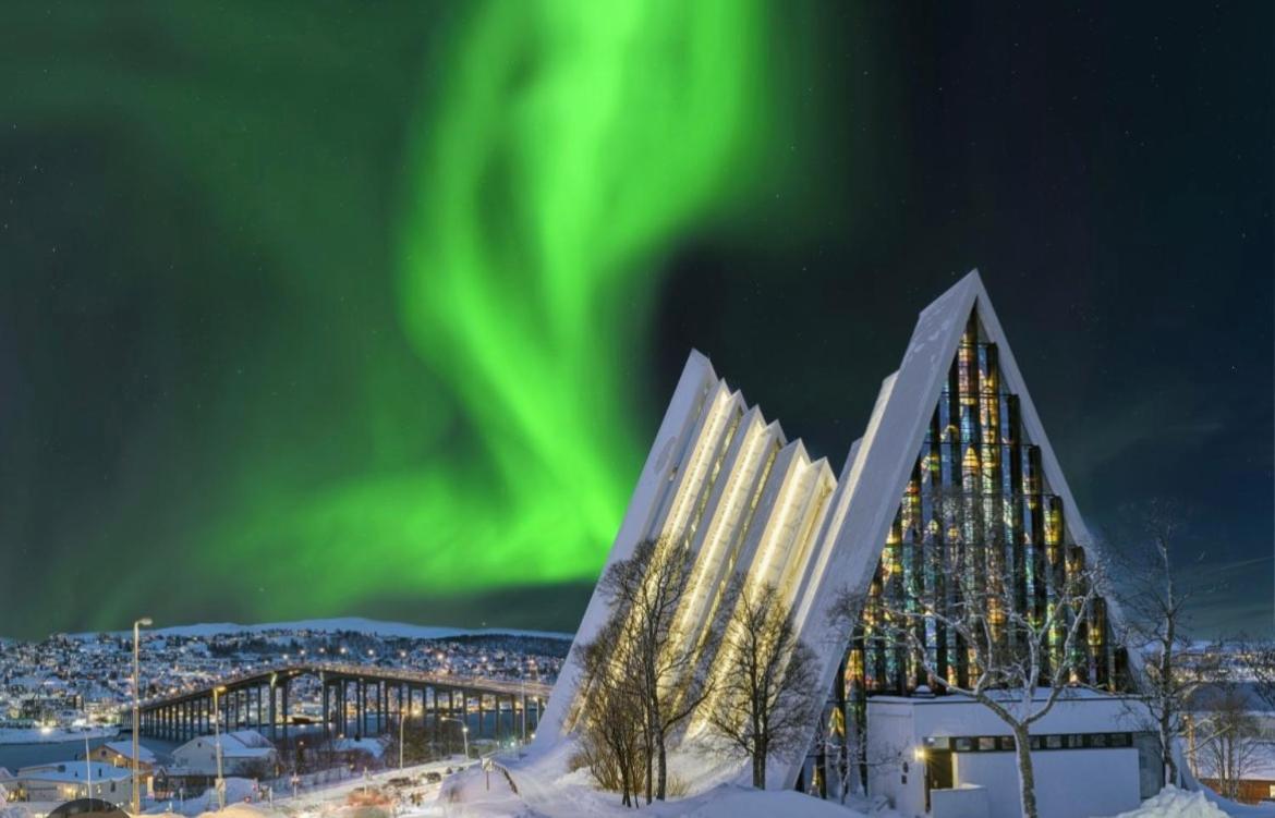 H Sweet H Apartment Tromsø Buitenkant foto